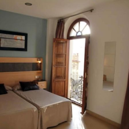Hostal Plaza Ruiz Ceuta Eksteriør billede